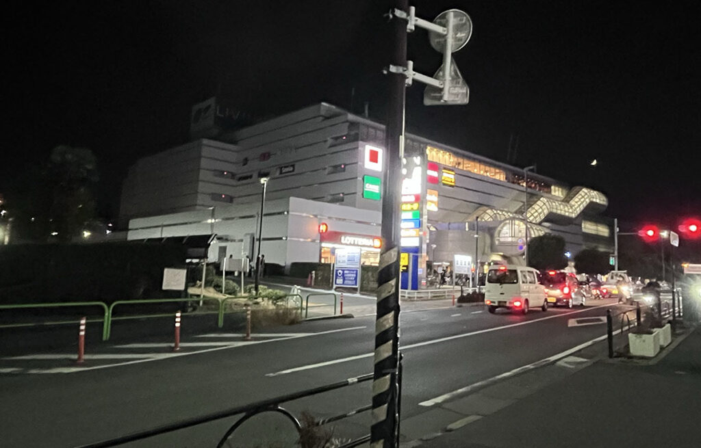 リヴィンオズ西友